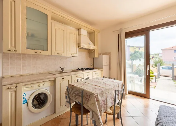 In A With Private Patio Daire *