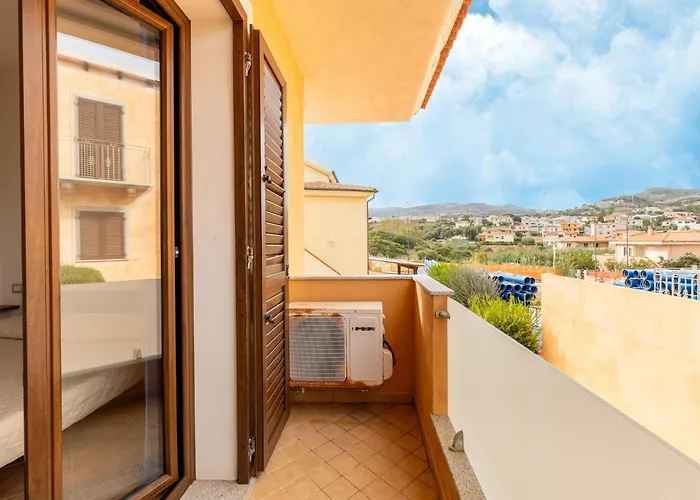 In A With Private Patio Daire Castelsardo